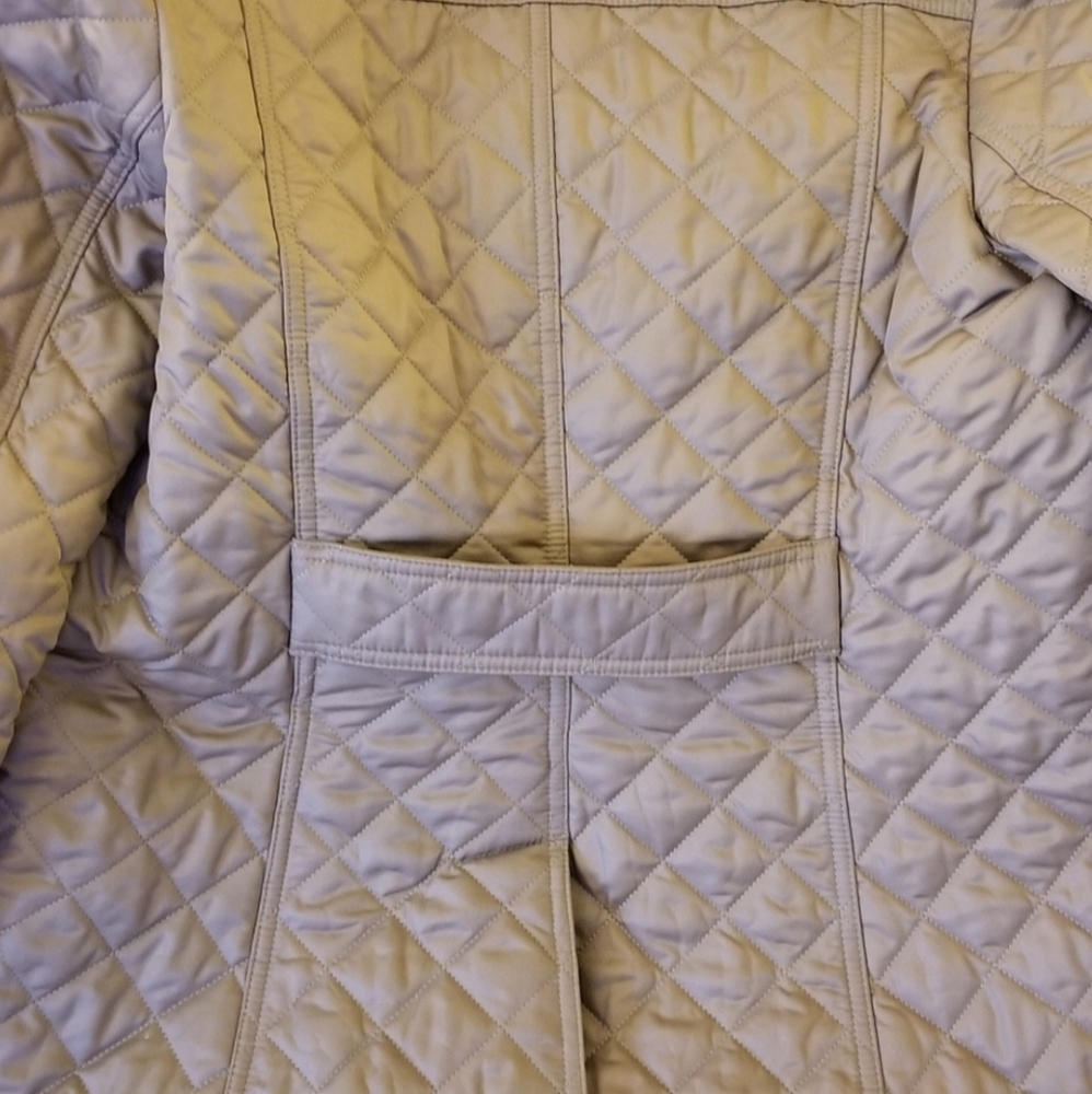 Burberry Quilt Jacket - Picture 9 of 13